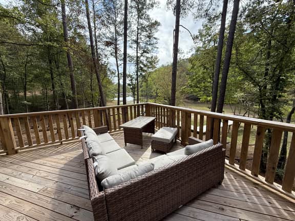 Lakeside Treehouse•Hike 300 acres•Outdoor Shower